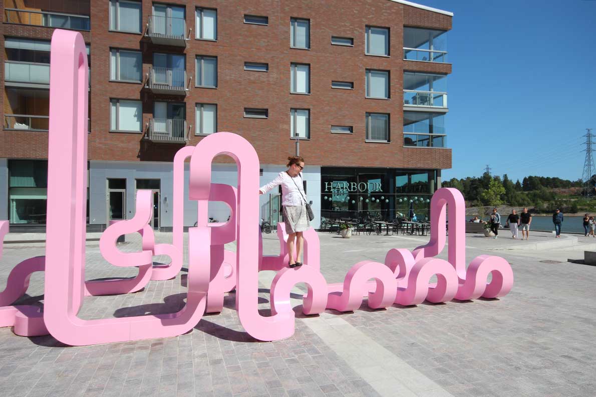 Taideteos Kalasatamassa