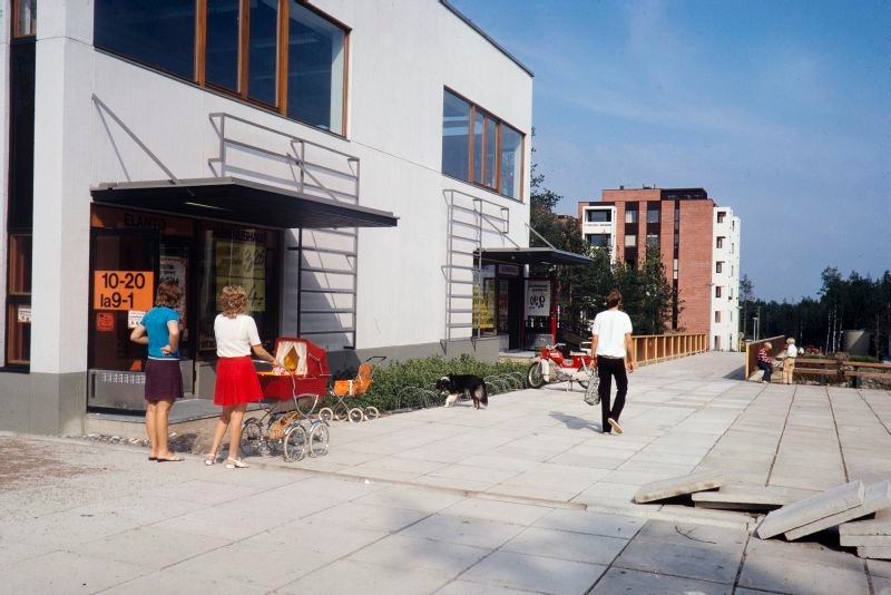 Soukan liiketalo ja Alennushalli