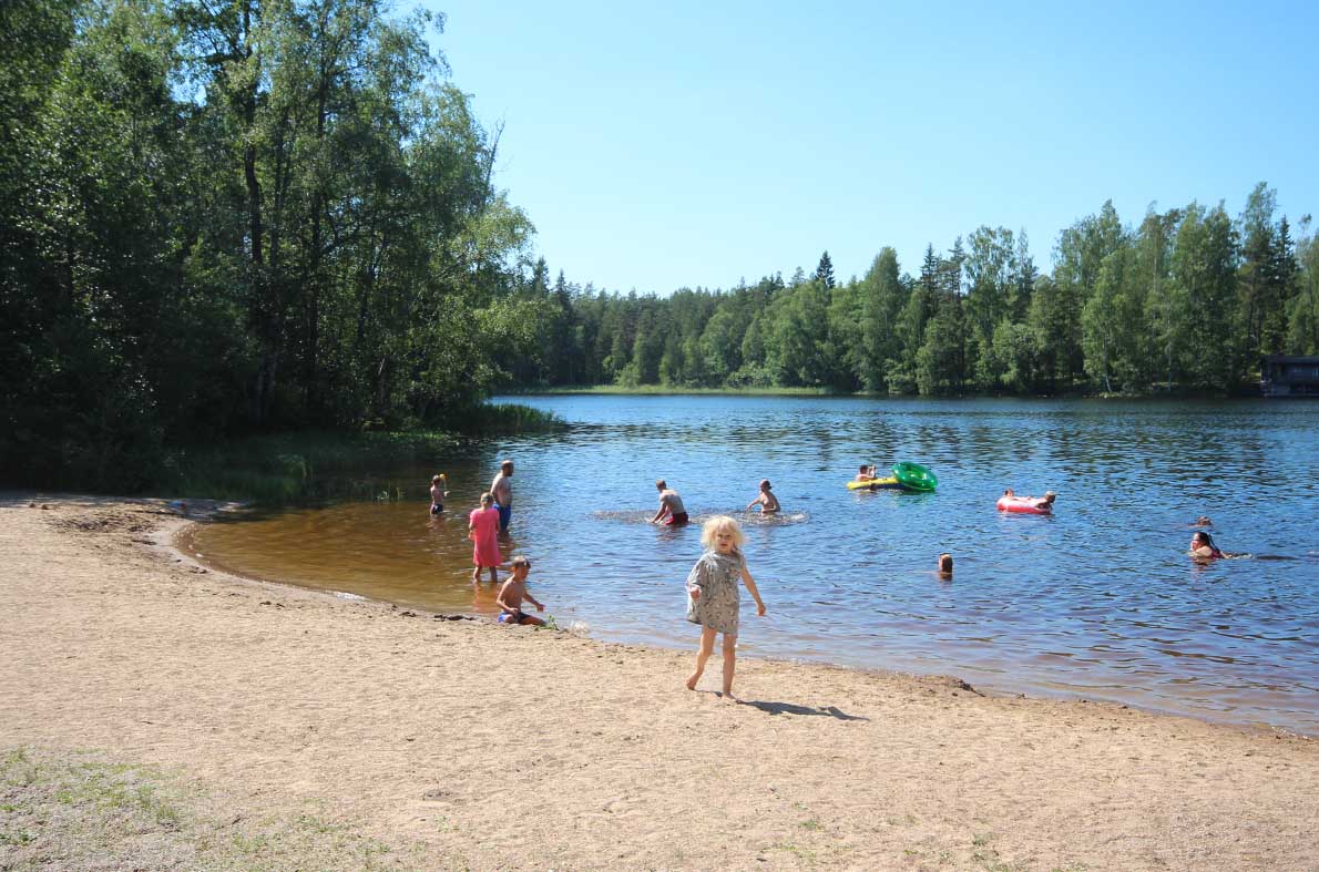 Saarlammen uimaranta, Karkkila.