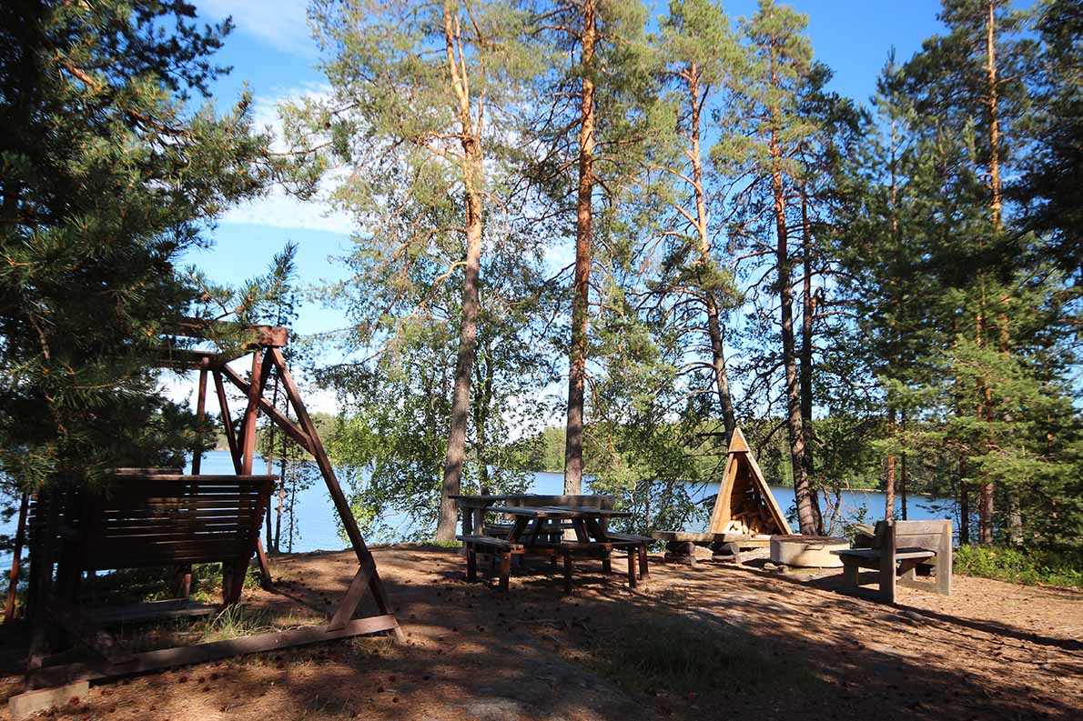 Tanhuvaaran urheiluopiston uimaranta, Savonlinna.