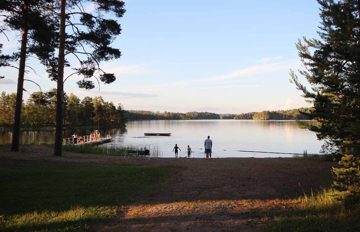 Tanhuvaaran urheiluopiston uimaranta, Savonlinna.