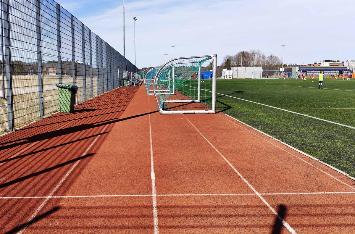 Säterinniityn tekonurmi, Espoo.