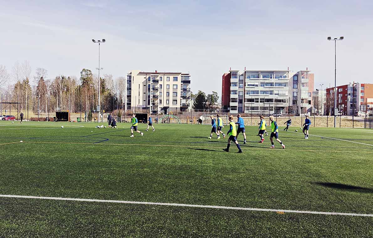 Säterinniityn tekonurmi, Espoo.