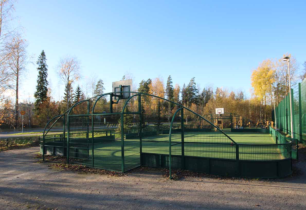 Uusmäen tekonurmikenttä, Espoo.