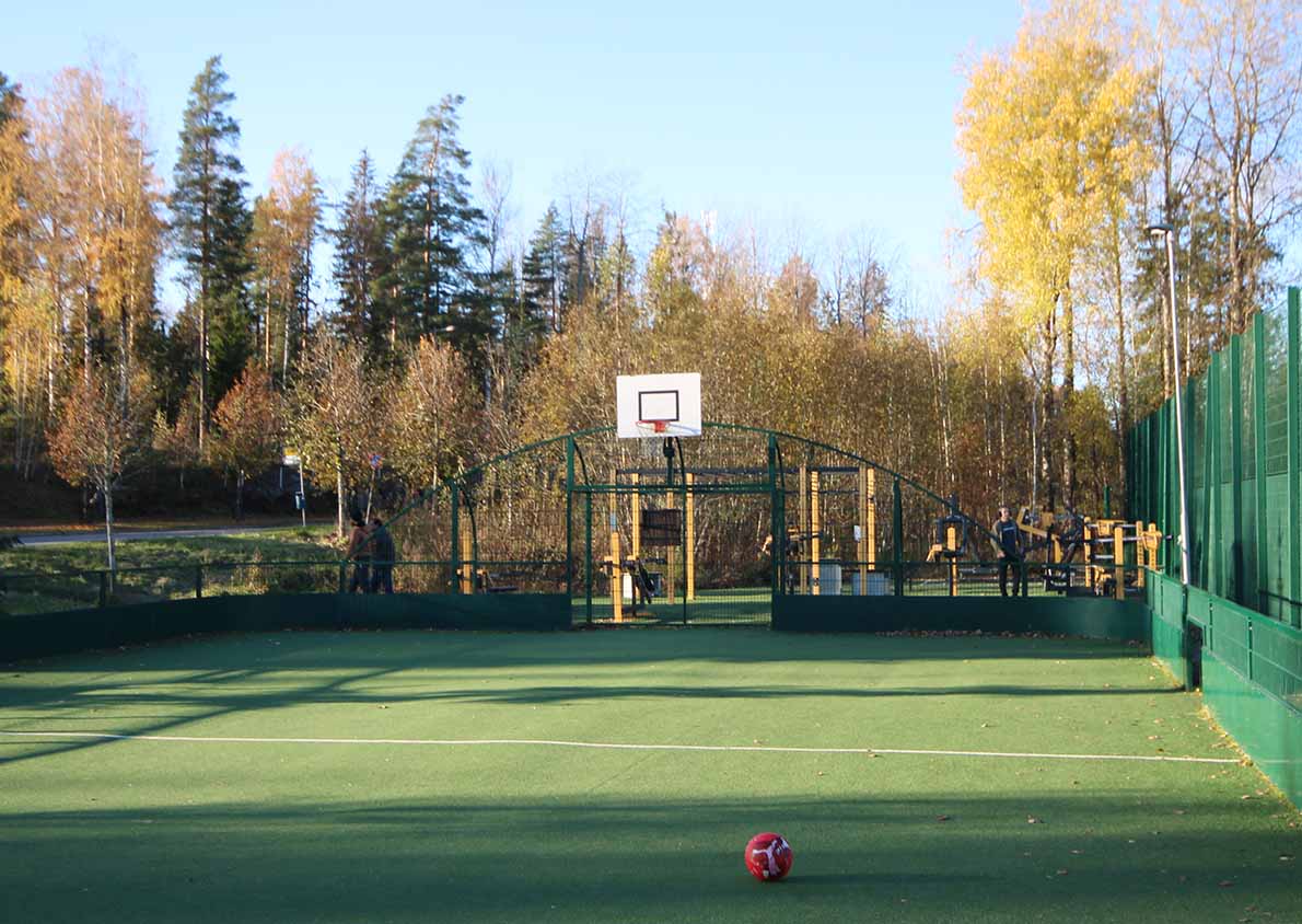 Uusmäen tekonurmikenttä, Espoo.