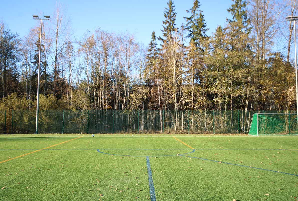 Uusmäen tekonurmikenttä, Espoo.