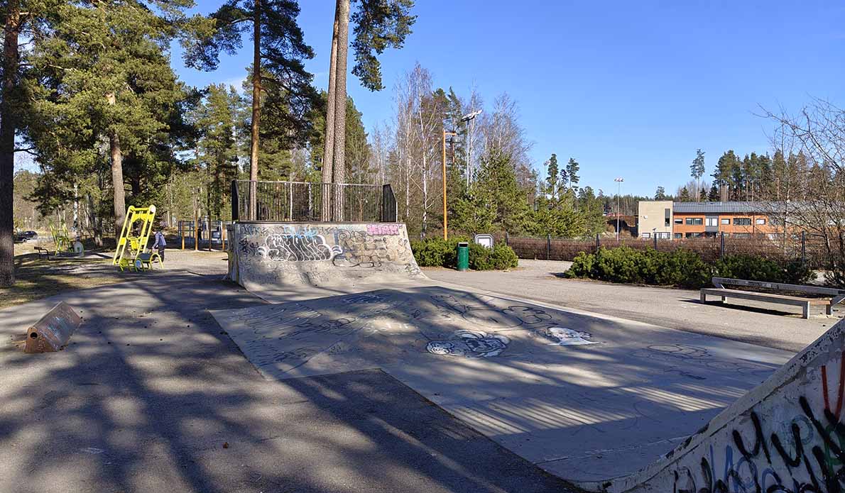 Veikkolan urheilupuisto, Kirkkonummi.